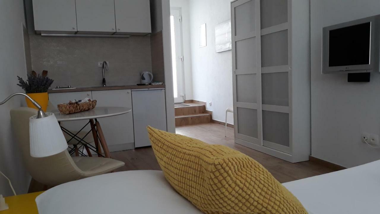 Viola Apartment & Free Parking Šibenik Exteriör bild